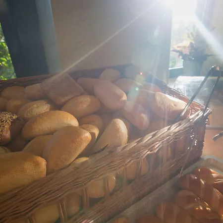 Acama & Kreuzberg 2*