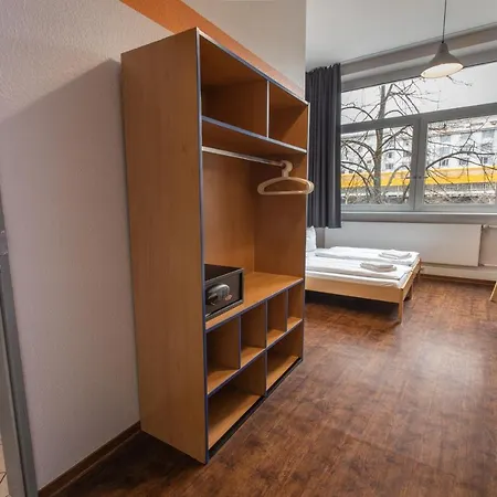 Acama & Kreuzberg