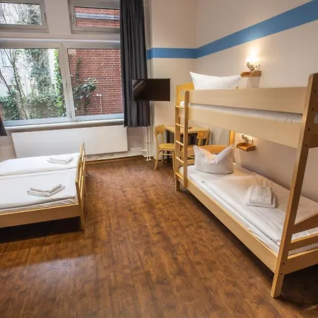 Acama & Kreuzberg Berlino