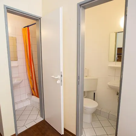 Acama & Kreuzberg Hotel 2*