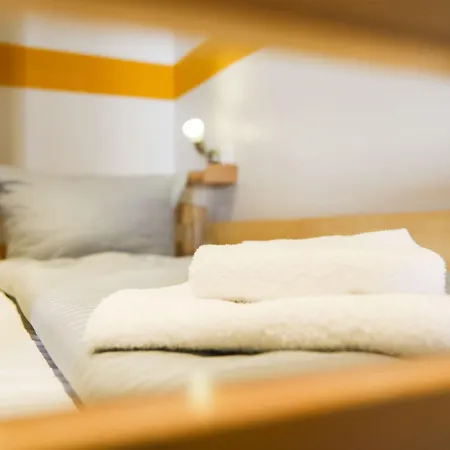 Acama & Kreuzberg Hotel 2*