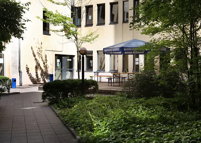 Hotell Acama & Kreuzberg 2*