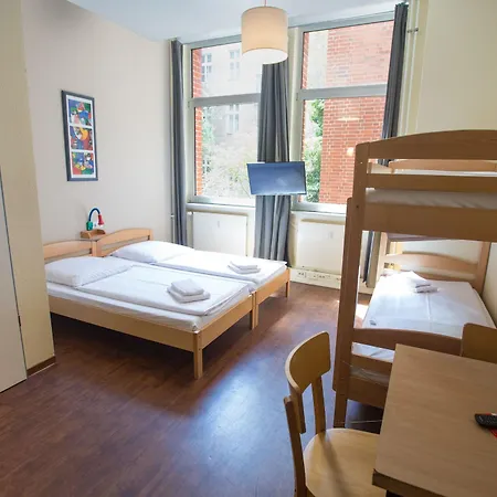 Otel Acama & Kreuzberg Berlin