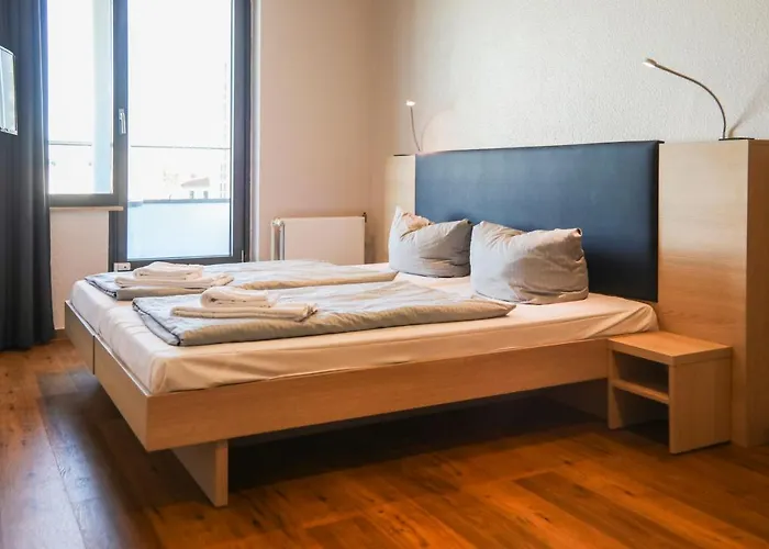 Acama & Kreuzberg 2*