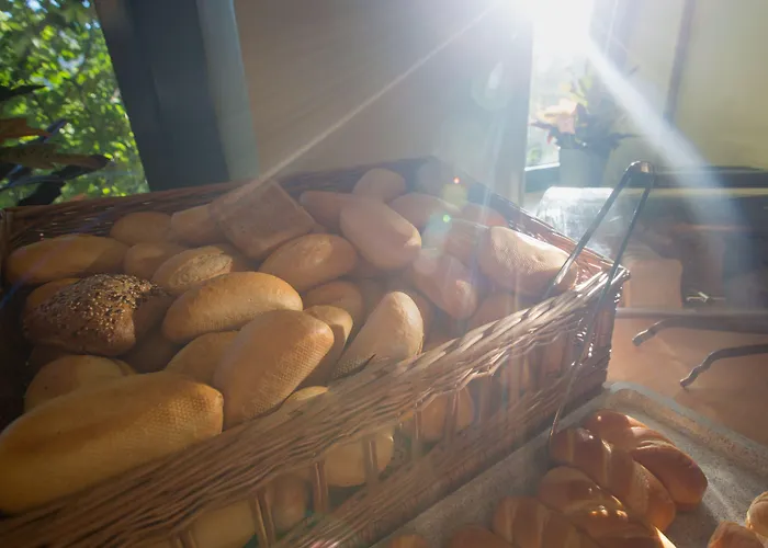 Acama & Kreuzberg 2*