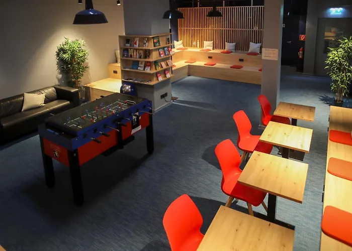 Acama & Kreuzberg Szálloda 2*